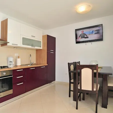 Διαμέρισμα Zatoglav 32 *