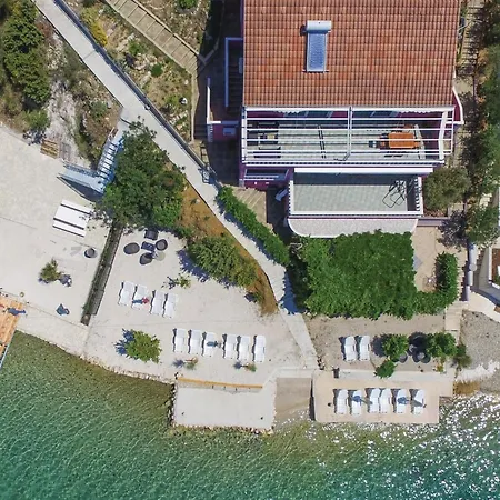 Zatoglav 32 * Podglavica