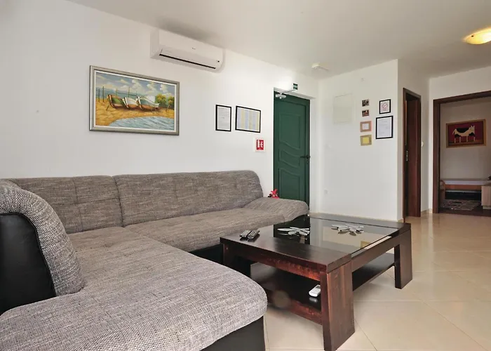 Apartament Zatoglav 32 *